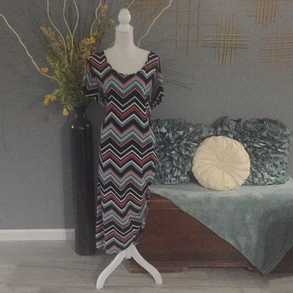 Dresses & Skirts - Maxi dress